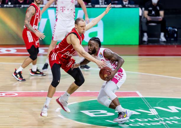 中度上出现 中度上出现