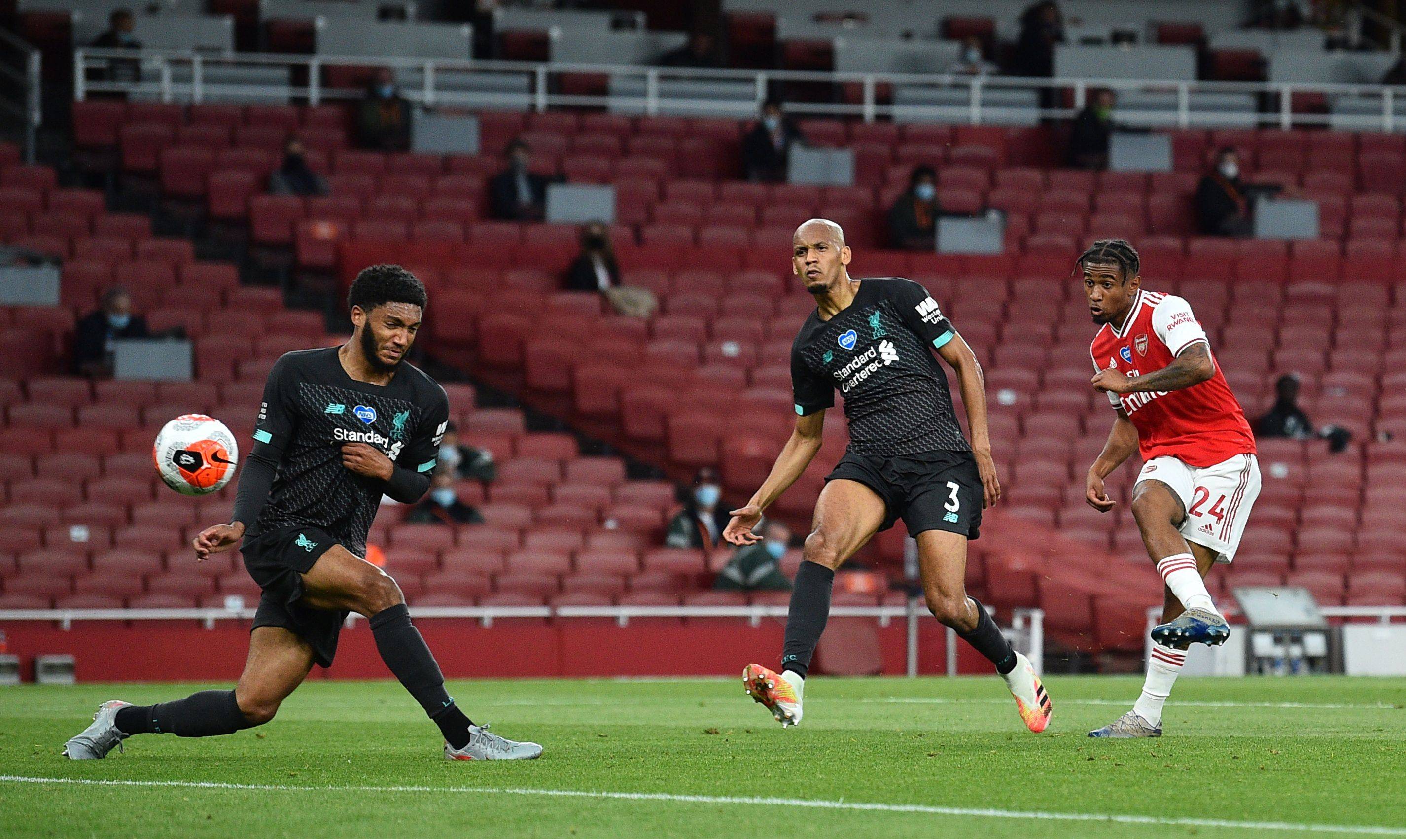 场球迷的呐 场球迷的呐